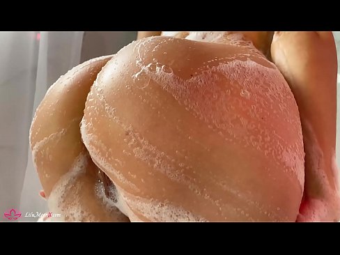 ❤️ Brunette onanerar fittan med vibrator till intensiv orgasm i duschen ❤️❌ Hård porr at us ❌️