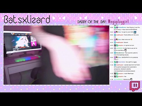 ❤️ GAMER GLÖMDE ATT STÄNGA AV STRÖMMEN OCH SPRUTAR LIVE I SÄNDNING ❤️❌ Hård porr at us ❌️