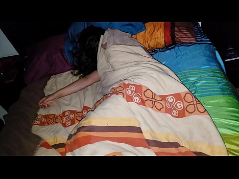 ❤️ Styvbarn som skäller ut sin unga styvmor medan hon sover. ❤️❌ Hård porr at us ❌️